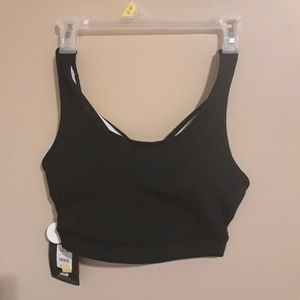 Black sports bra